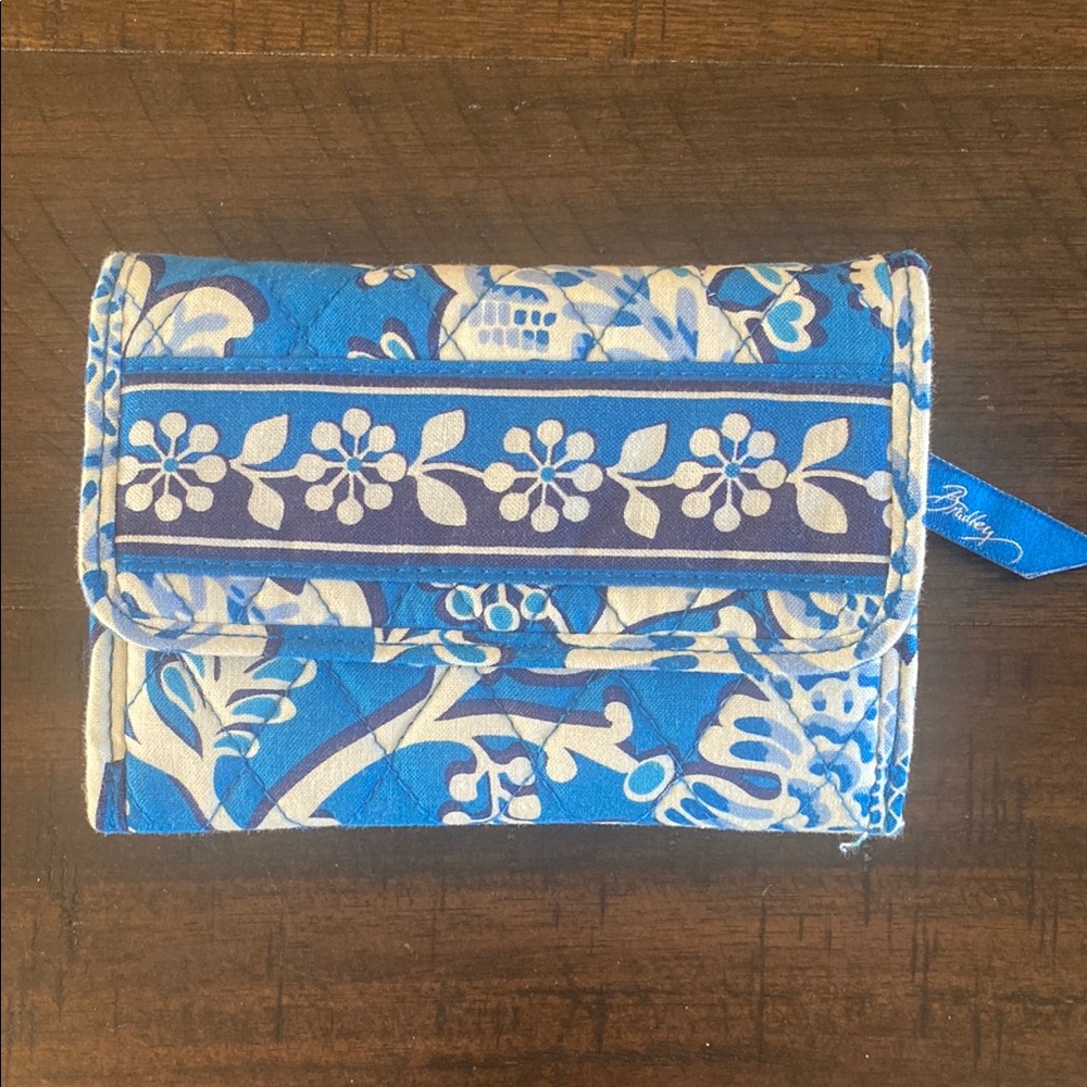 Vera Bradley Blue Floral Quilted Wallet